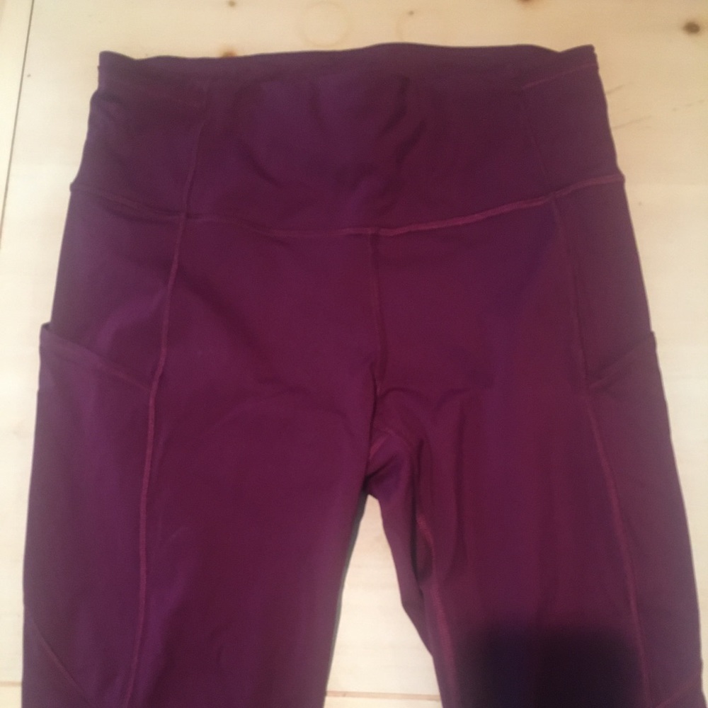 Lululemon Maroon Cropped Leggings